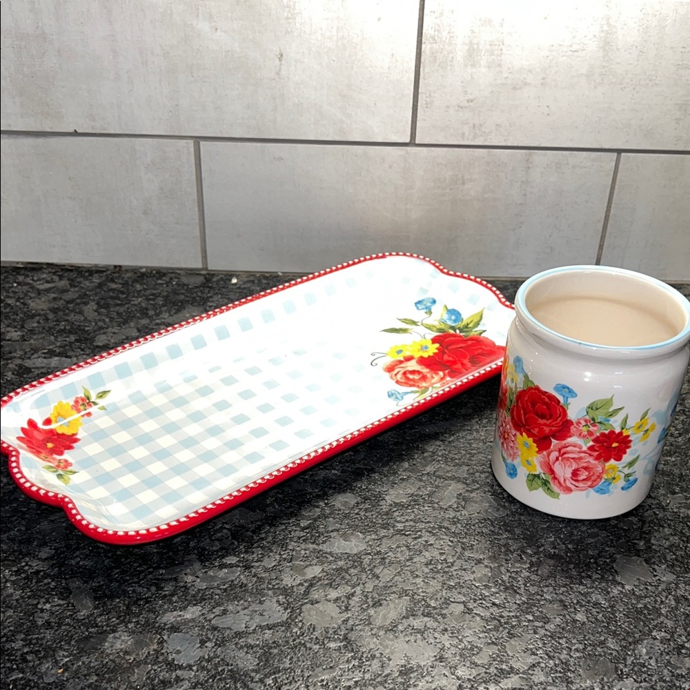 Pioneer Woman Floral Tray and utensil holder.  Both appear to be new without box